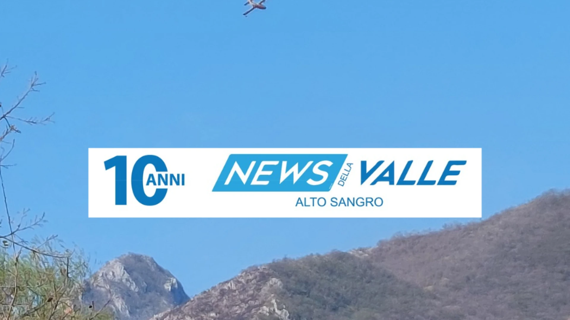 Venafro: vasto incendio in montagna al confine con Ceppagna. In azione mezzo aereo